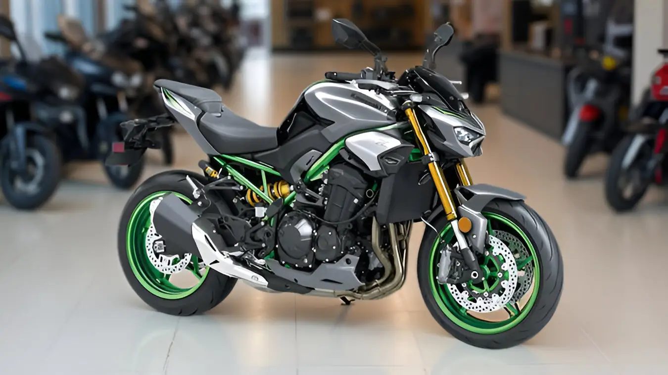 স্বপ্নের বাইক! কাওয়াসাকি Z900: চমকে দেবে এর অত্যাধুনিক আপডেট!